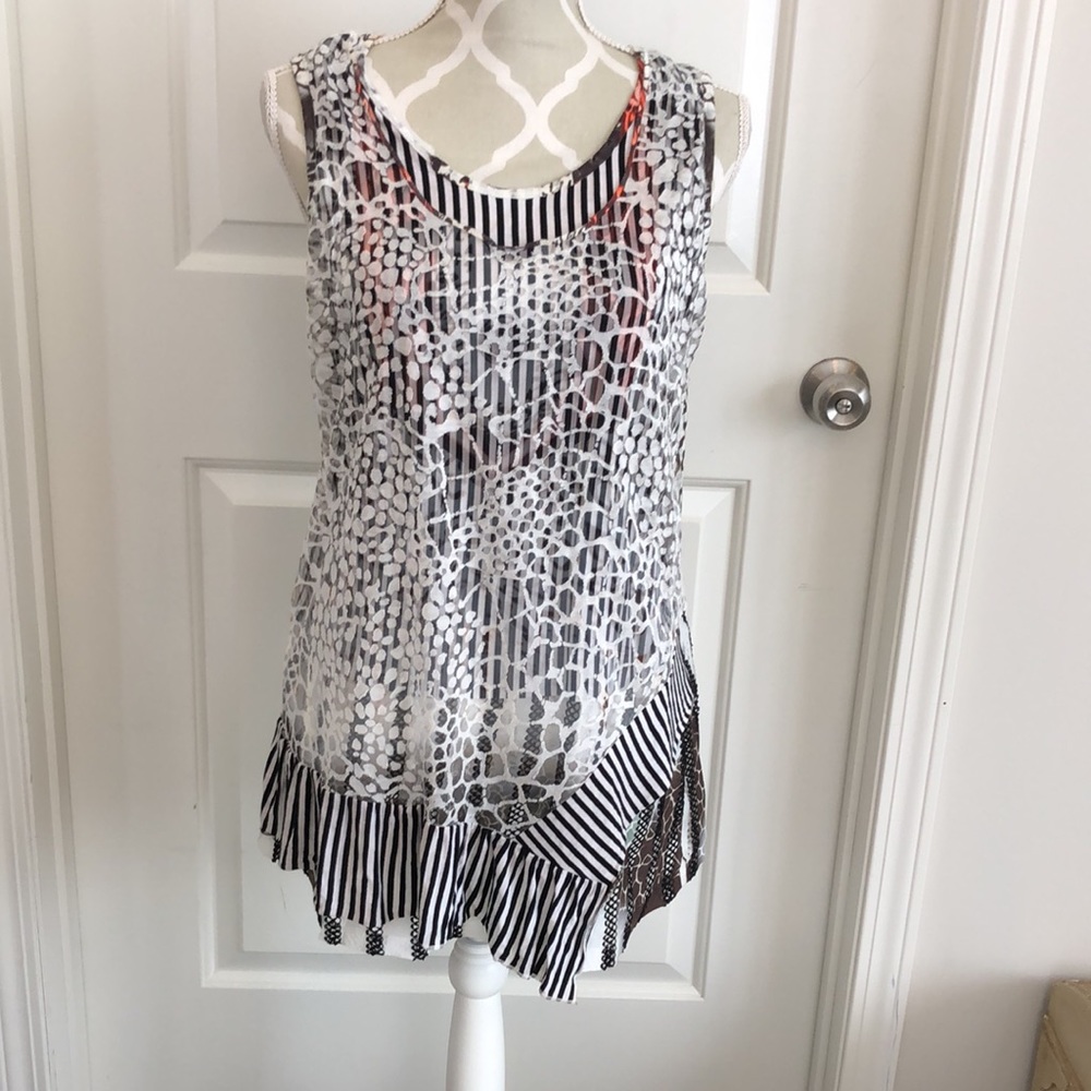 Picadilly layered tunic top size medium